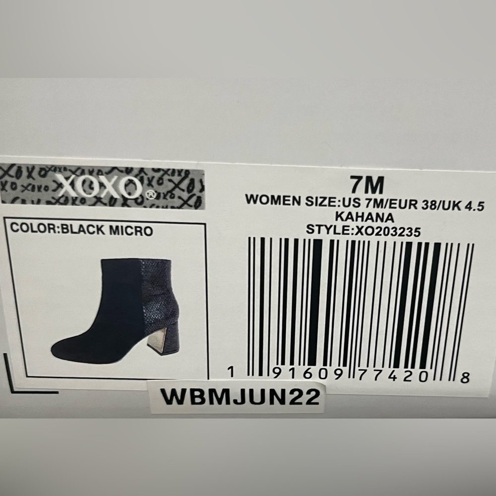 XOXO Black Micro Ankle Boots - Picture 2 of 6
